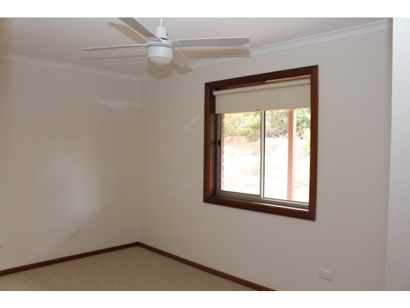 11 Milton Ave, Port Lincoln SA 5606