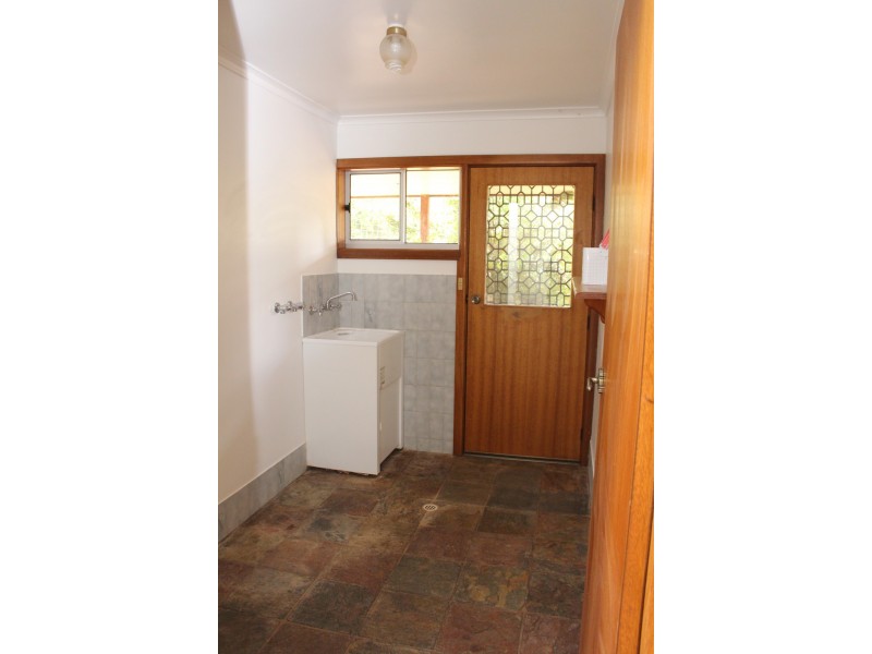 11 Milton Ave, Port Lincoln SA 5606