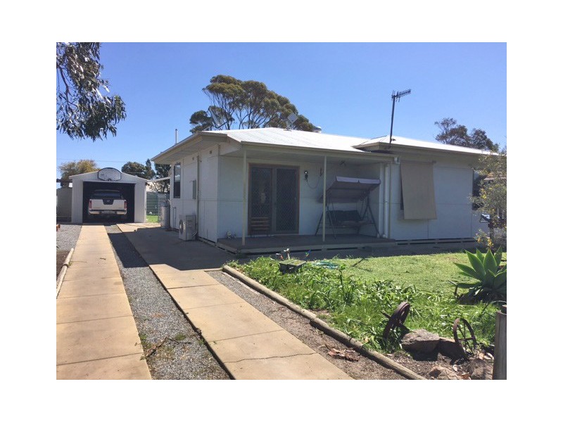 6 Fuss Street, Cummins SA 5631