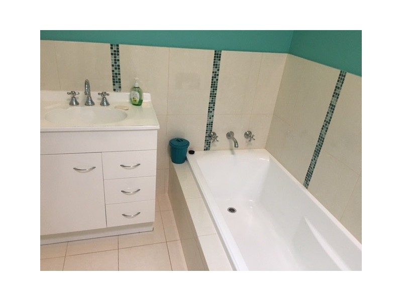 6 Fuss Street, Cummins SA 5631