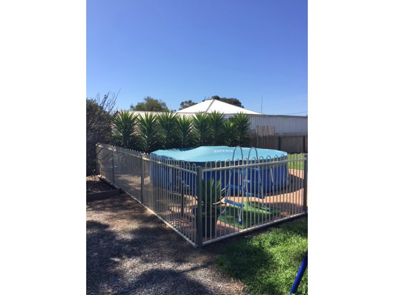 6 Fuss Street, Cummins SA 5631