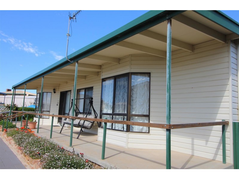 3 Campbell Court, Louth Bay SA 5607