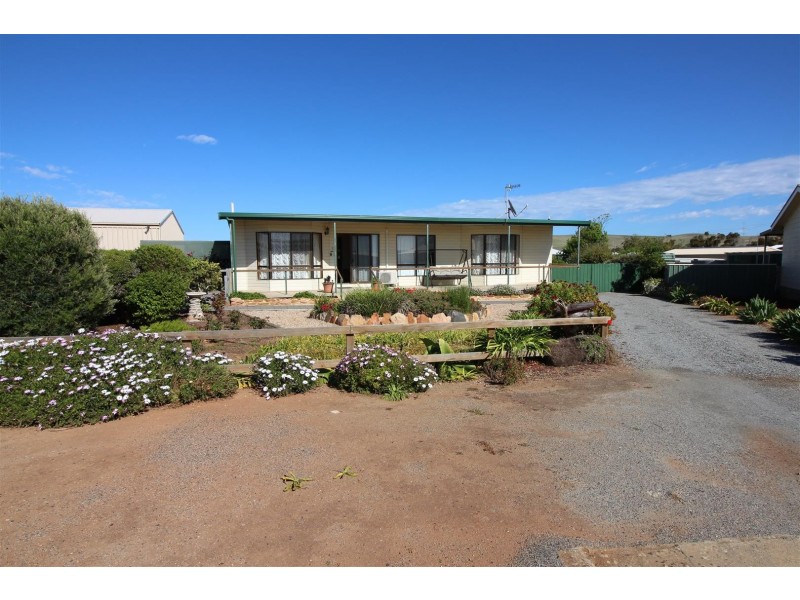 3 Campbell Court, Louth Bay SA 5607