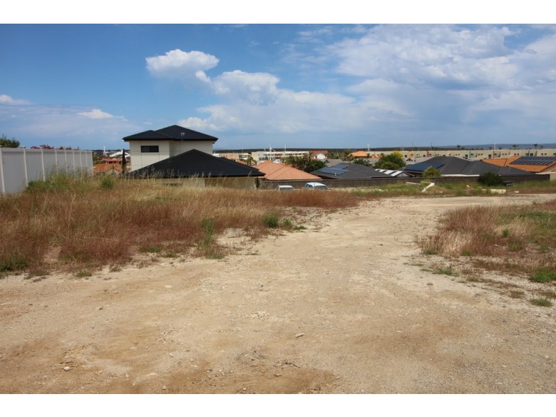 8 Windamere Crescent, Port Lincoln SA 5606