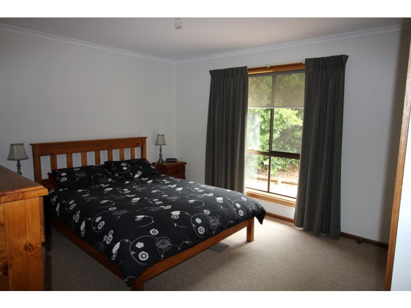 1 Robertson Road, Port Lincoln SA 5606