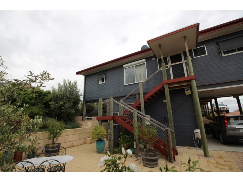 23 Endeavour Court, Coffin Bay SA 5607