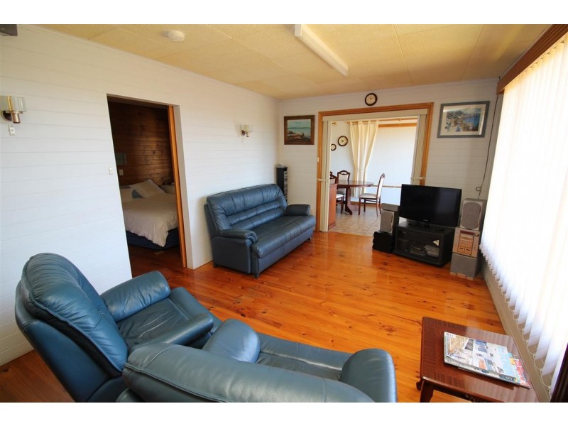 7 Lipson Place, Port Lincoln SA 5606