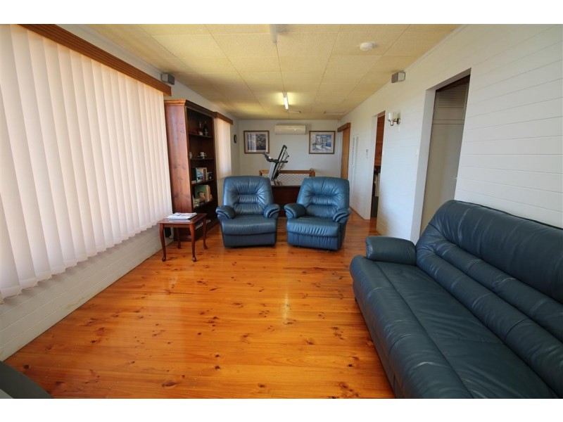 7 Lipson Place, Port Lincoln SA 5606