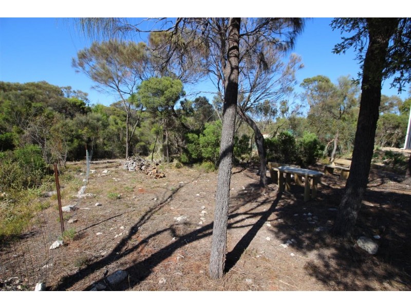 21 Endeavour Court, Coffin Bay SA 5607