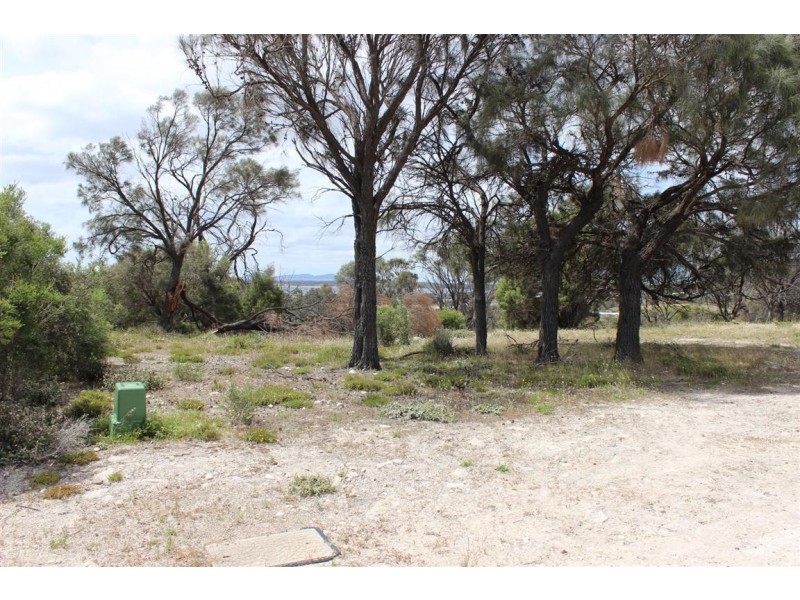 24 Sarah Court, Coffin Bay SA 5607