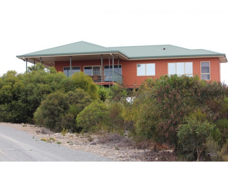 73 Kurara Road, Port Lincoln SA 5606