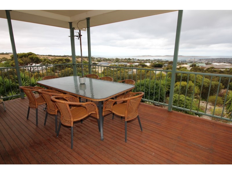 73 Kurara Road, Port Lincoln SA 5606
