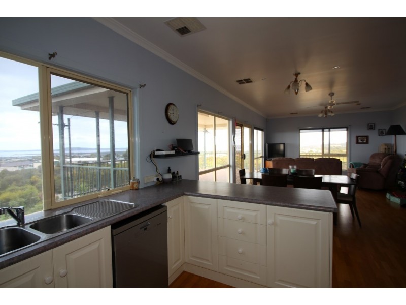 73 Kurara Road, Port Lincoln SA 5606
