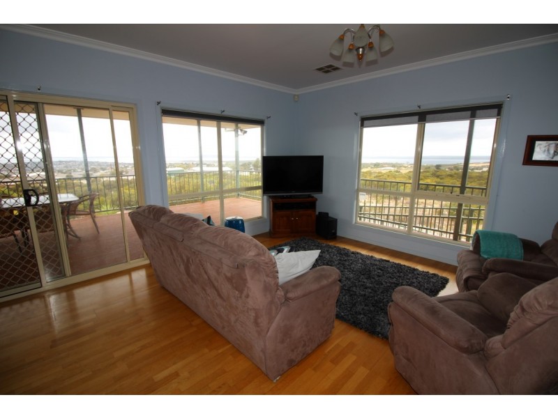 73 Kurara Road, Port Lincoln SA 5606