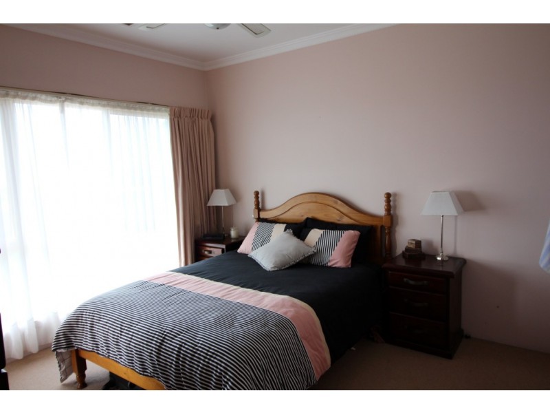 73 Kurara Road, Port Lincoln SA 5606