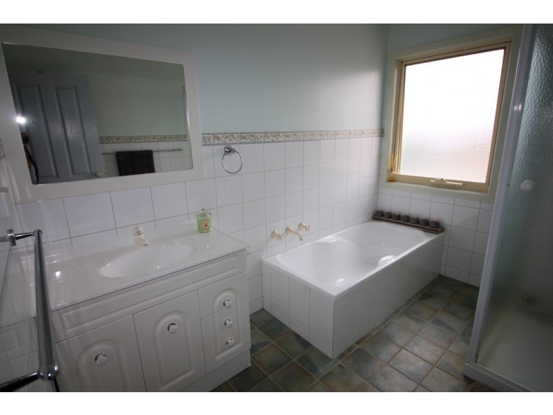 73 Kurara Road, Port Lincoln SA 5606