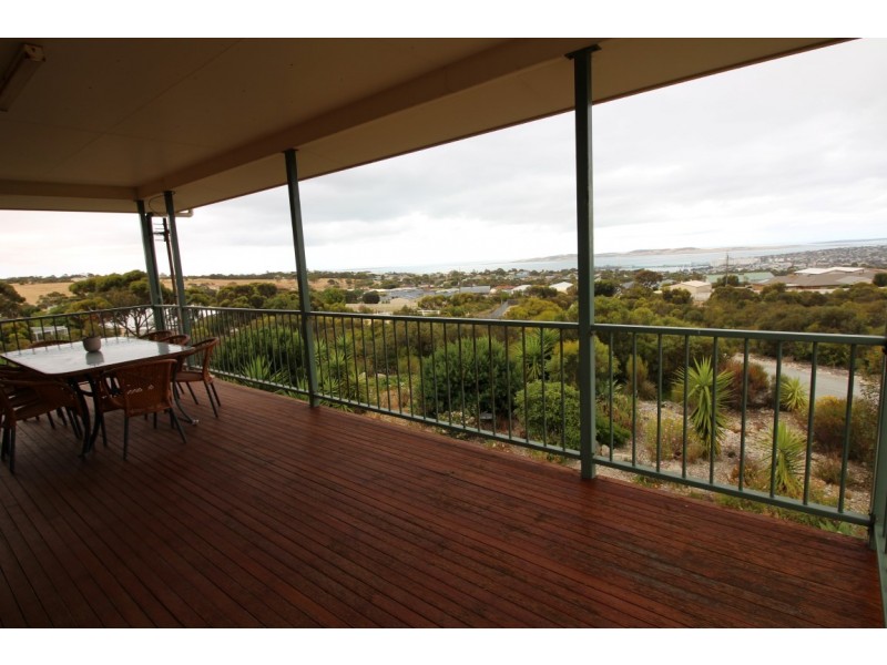 73 Kurara Road, Port Lincoln SA 5606