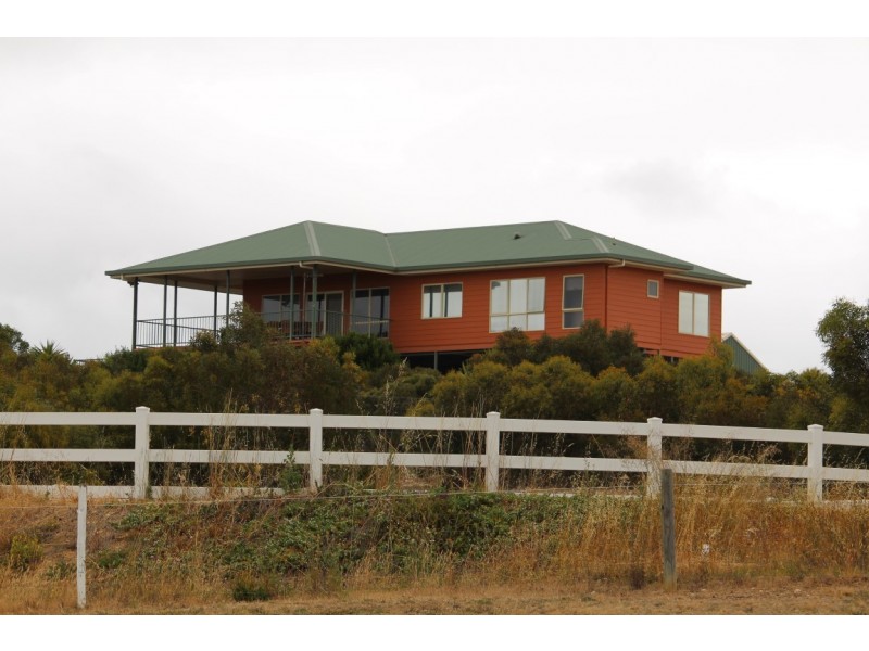 73 Kurara Road, Port Lincoln SA 5606