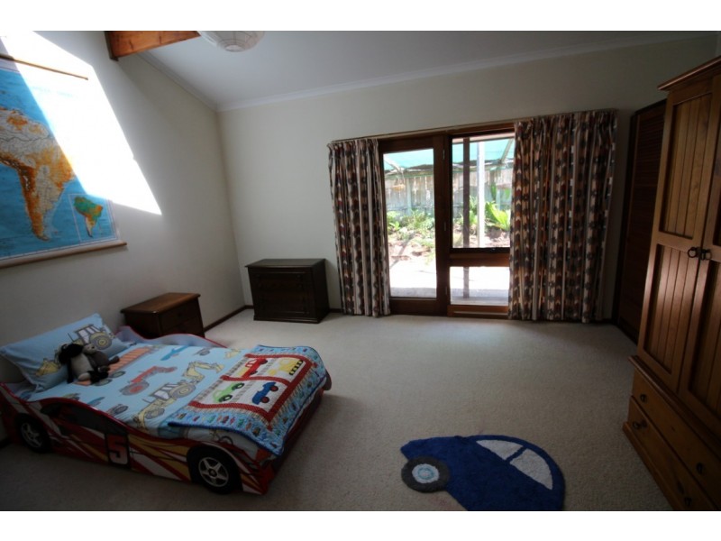 15 Yardea Street, Port Lincoln SA 5606