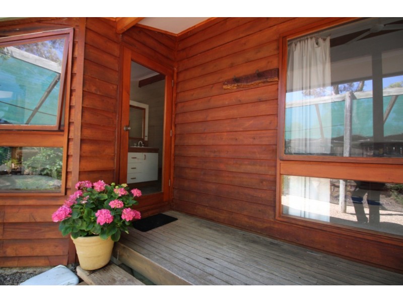 15 Yardea Street, Port Lincoln SA 5606