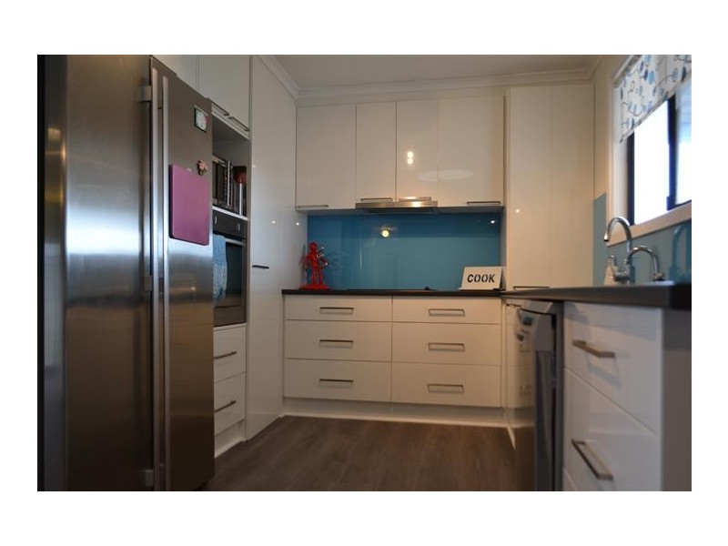 1 Burnett Street, Tumby Bay SA 5605