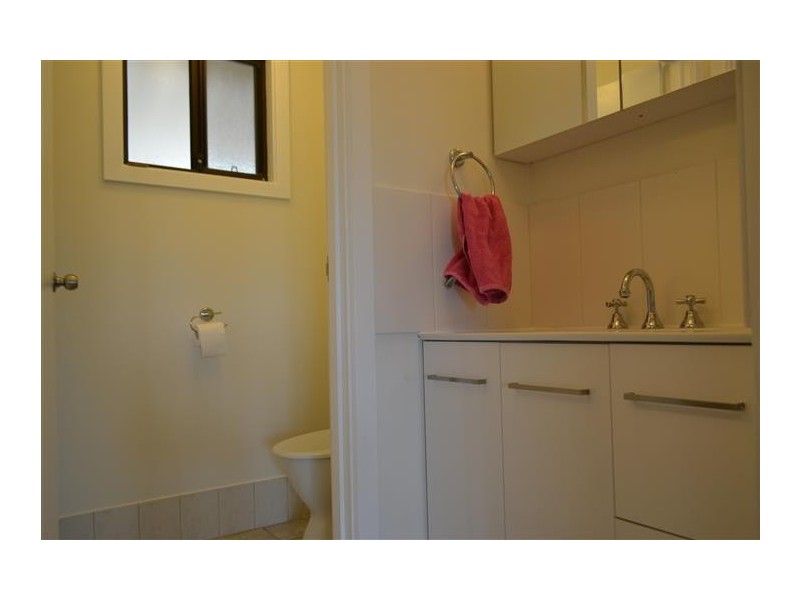 1 Burnett Street, Tumby Bay SA 5605