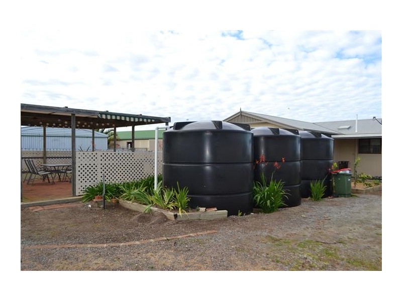 1 Burnett Street, Tumby Bay SA 5605