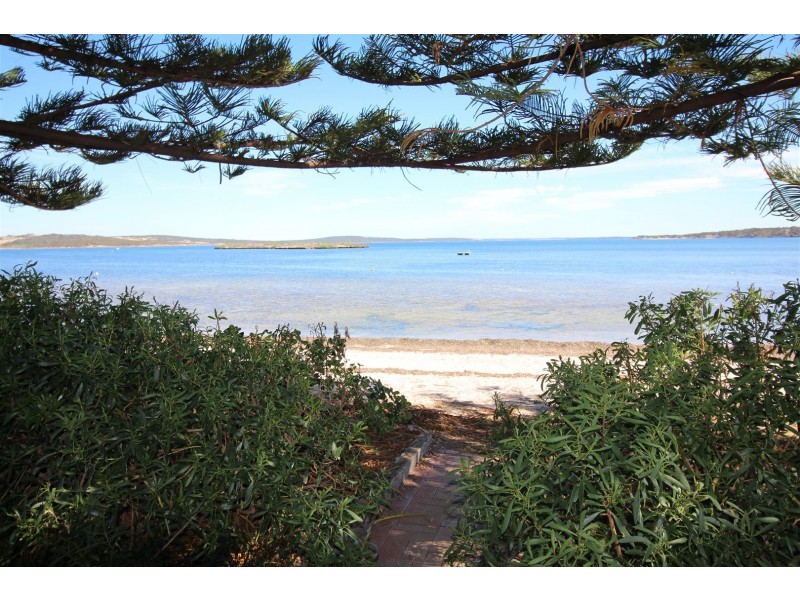 472 Starfish Lane, Mount Dutton Bay SA 5607