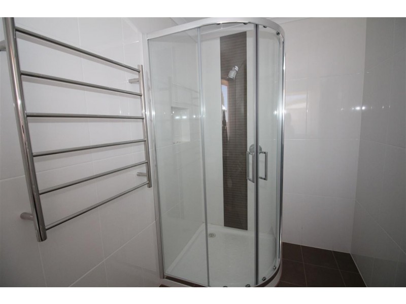 9 Benjamin Road, Poonindie SA 5607