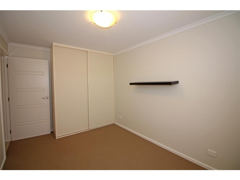 9 Benjamin Road, Poonindie SA 5607