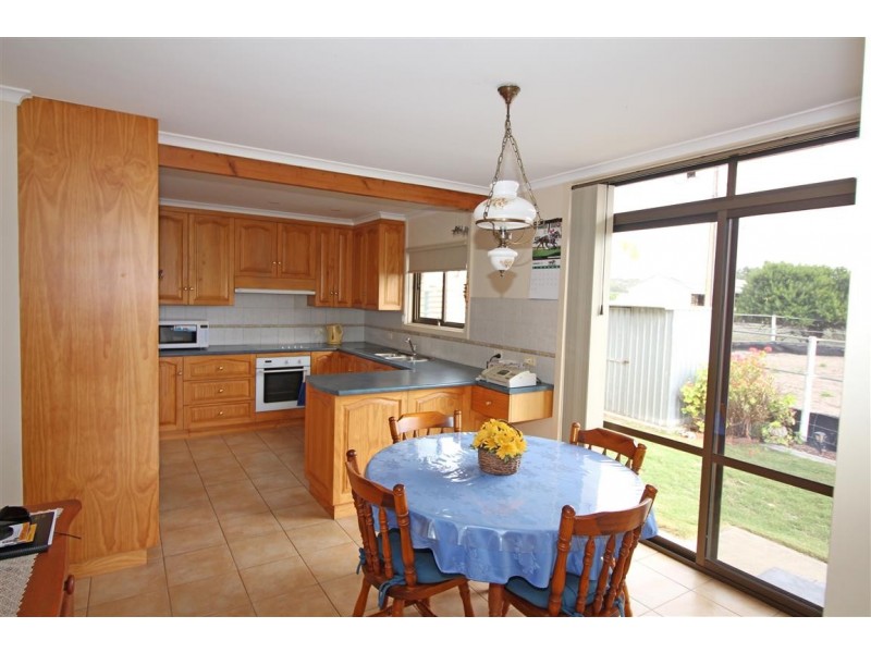 842 Flinders Highway, Port Lincoln SA 5606