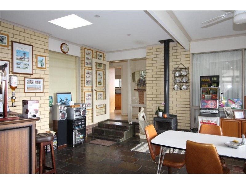842 Flinders Highway, Port Lincoln SA 5606