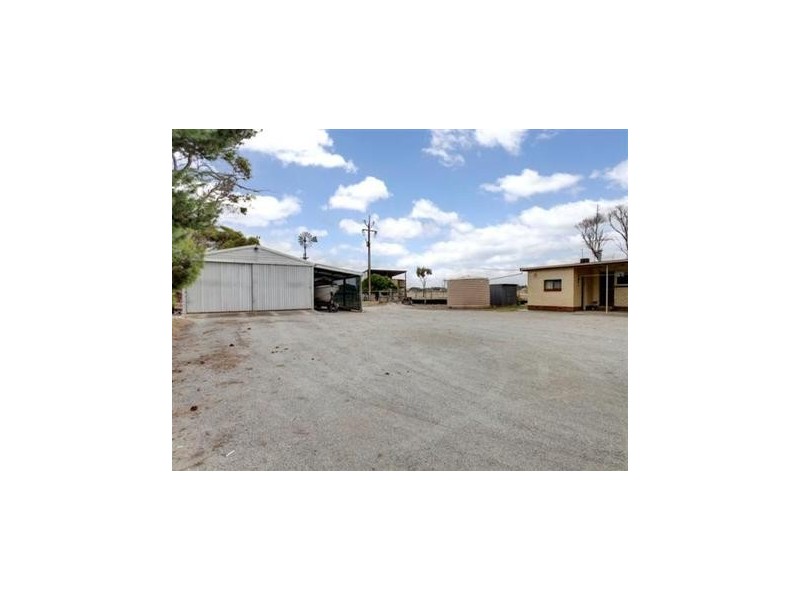 842 Flinders Highway, Port Lincoln SA 5606