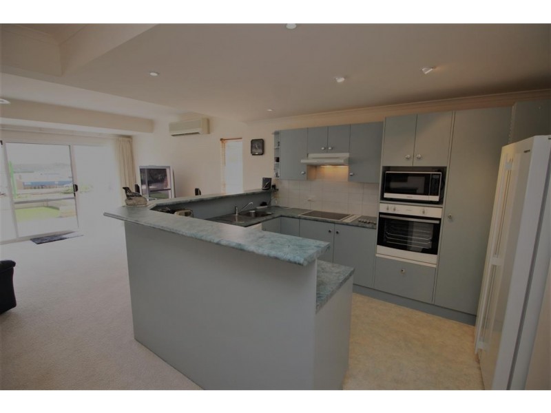 1/145 Esplanade, Coffin Bay SA 5607