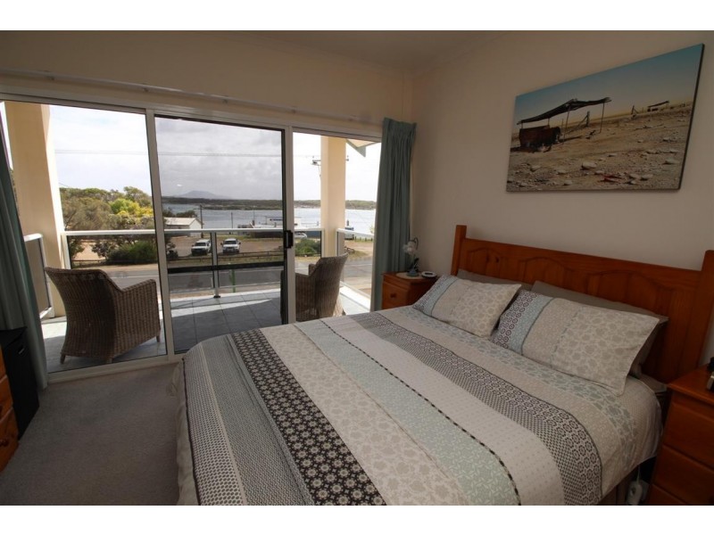 1/145 Esplanade, Coffin Bay SA 5607