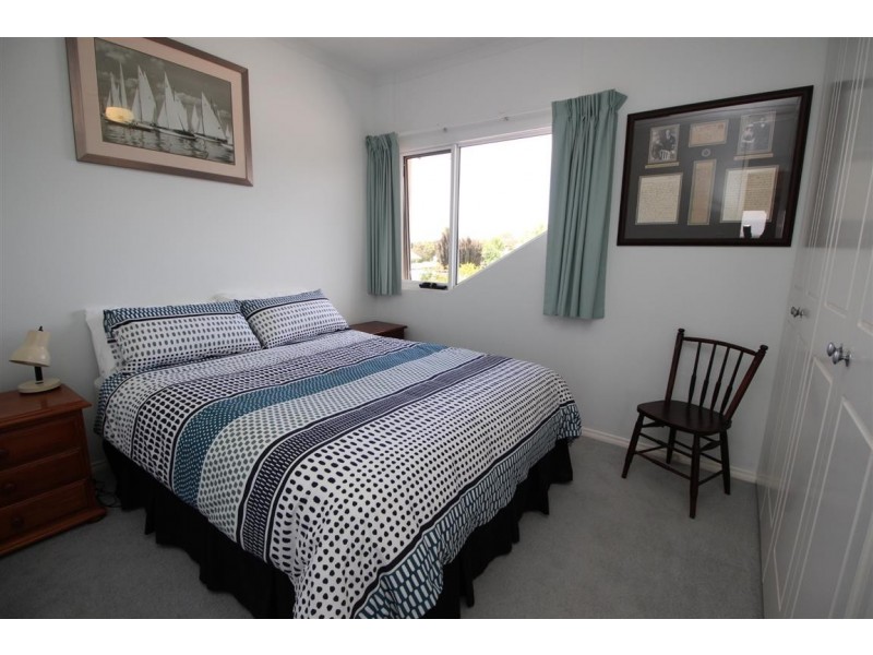 1/145 Esplanade, Coffin Bay SA 5607