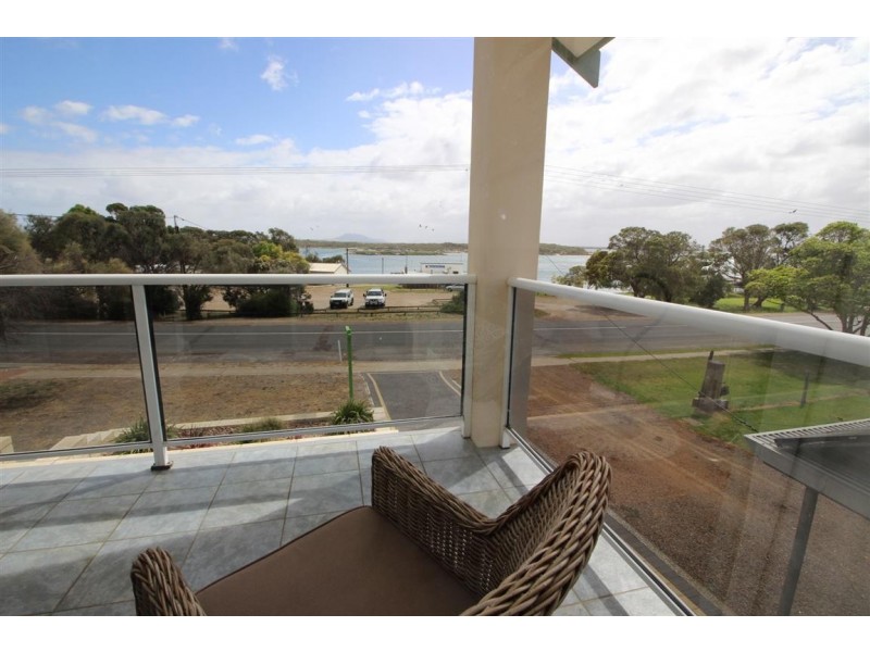 1/145 Esplanade, Coffin Bay SA 5607