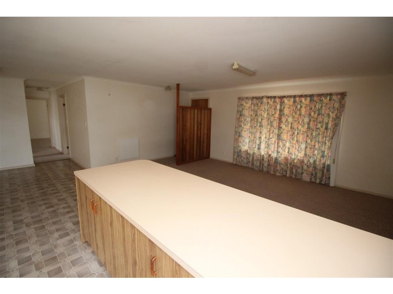 6 Douglas Street, Coffin Bay SA 5607