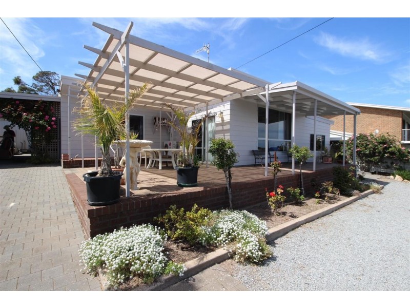 21 Pine Crescent, Coffin Bay SA 5607