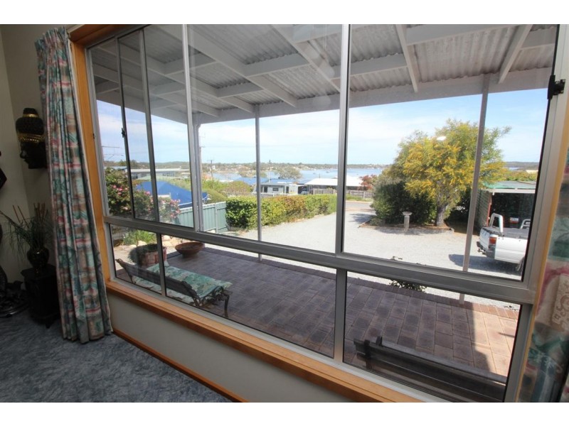 21 Pine Crescent, Coffin Bay SA 5607