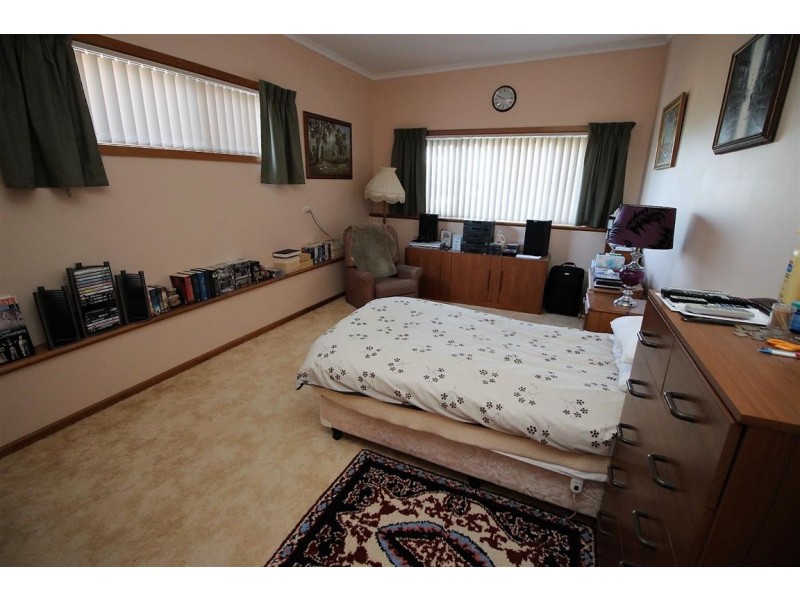 21 Pine Crescent, Coffin Bay SA 5607