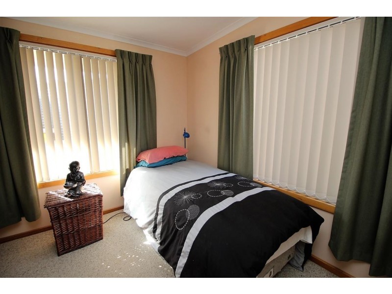 21 Pine Crescent, Coffin Bay SA 5607