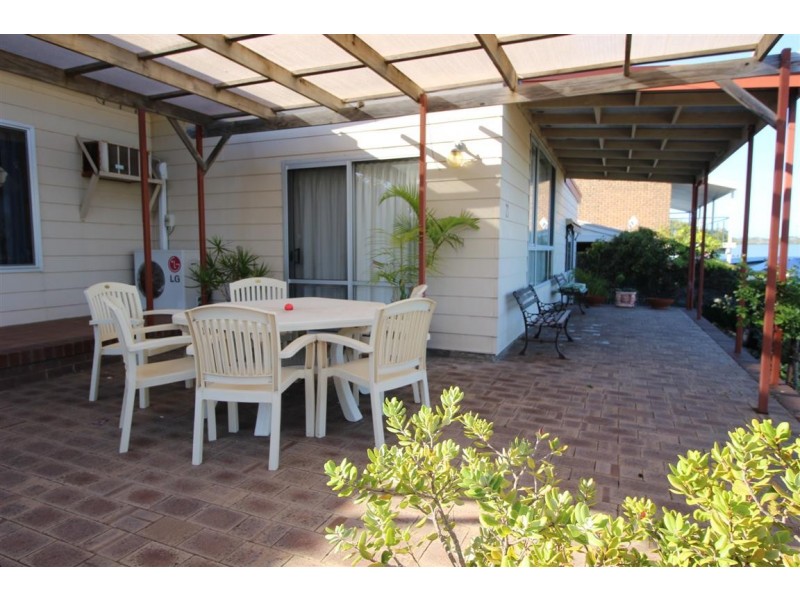 21 Pine Crescent, Coffin Bay SA 5607
