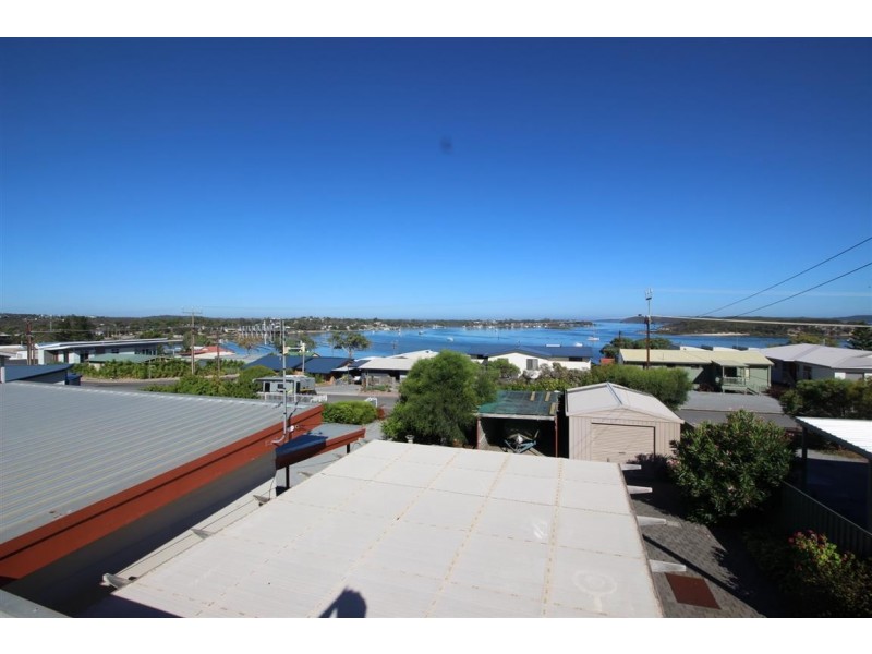 21 Pine Crescent, Coffin Bay SA 5607