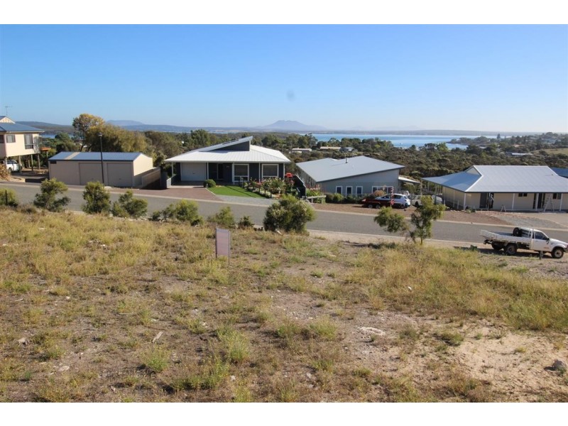 9 Sarah Court, Coffin Bay SA 5607