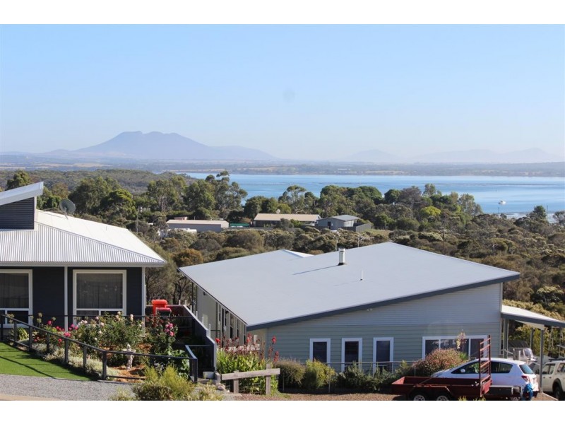 9 Sarah Court, Coffin Bay SA 5607
