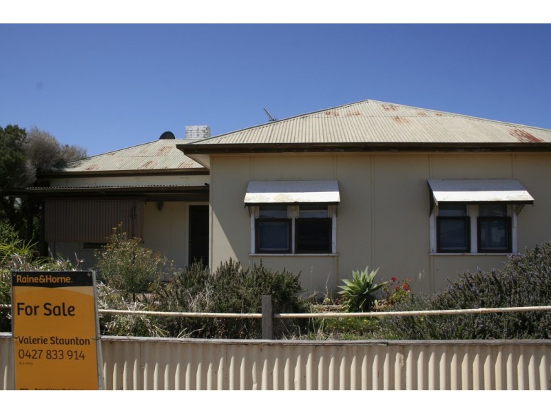 15 West Tce, Tumby Bay SA 5605