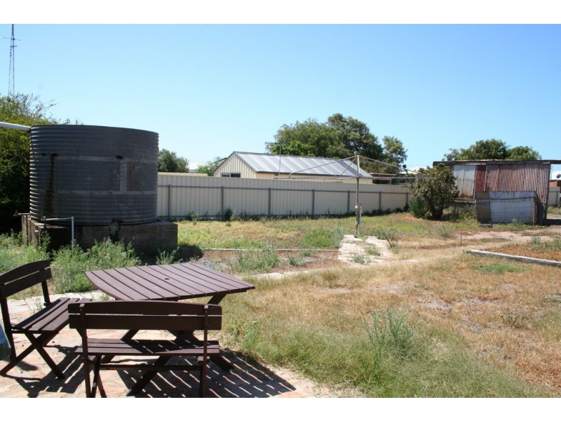 15 West Tce, Tumby Bay SA 5605