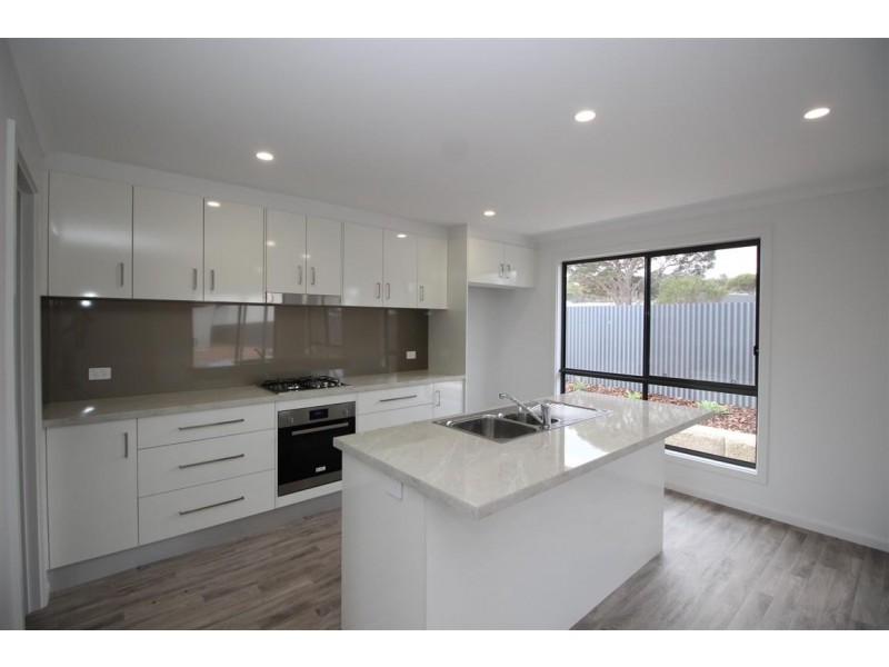 16 Tea Tree Court, Coffin Bay SA 5607