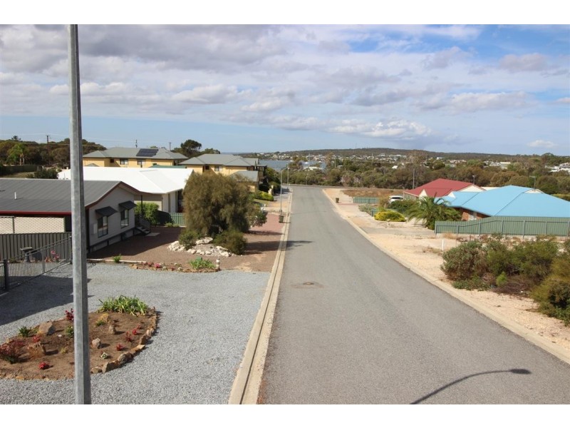 14 Endeavour Court, Coffin Bay SA 5607